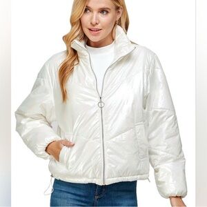 Women's iridescent White Puffer Jacket